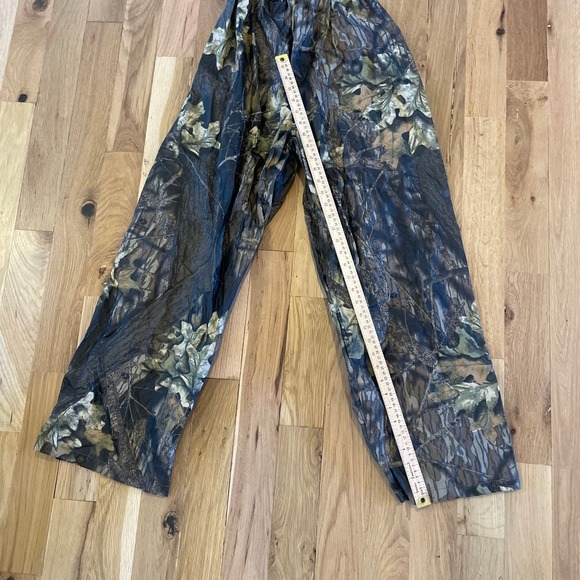 Bass Pro Vinyl Camo Hunting Pants XL Elastic Waist Mossy Oak Break Up - Picture 3 of 4